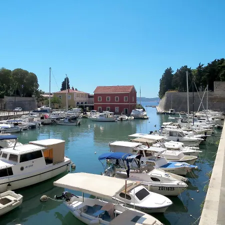 בית נופש Catarina 1 By Interhome